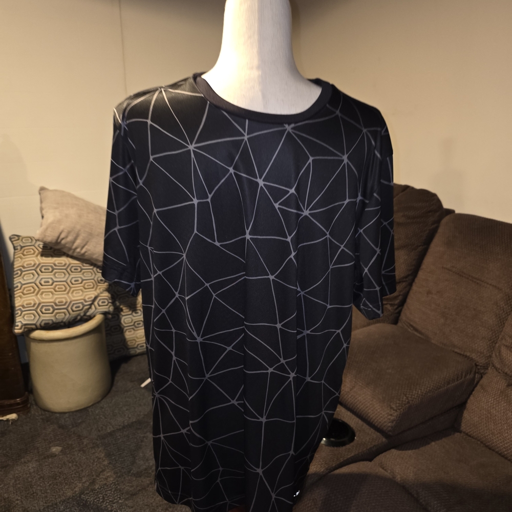 Tek Gear Black Geometric Men's Tee - Picture 3 of 4